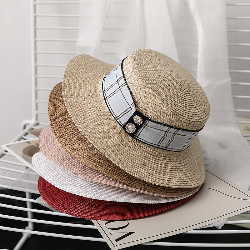 امرأة أسلوب بسيط يسافر يوميا الى العمل كتلة اللون رقعة قماشية طنف مسطح قبعة من القش display picture 3