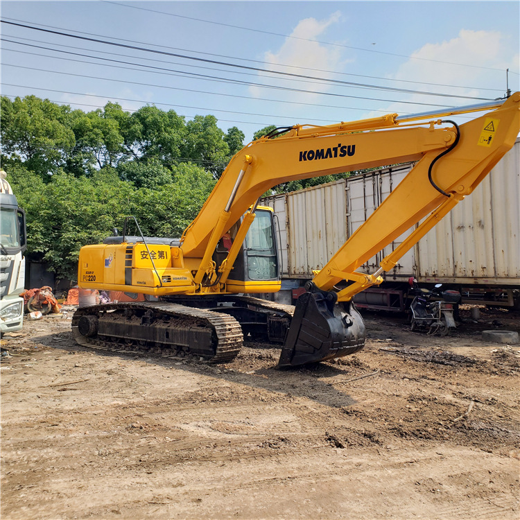 日本进口小松220杠6挖掘机出售