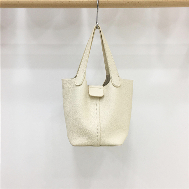 Borsa a cestino personalizzata in stile coreano, nuova collezione 2024, dalla texture morbida, da portare a mano, a spalla o a tracolla._voghion.com