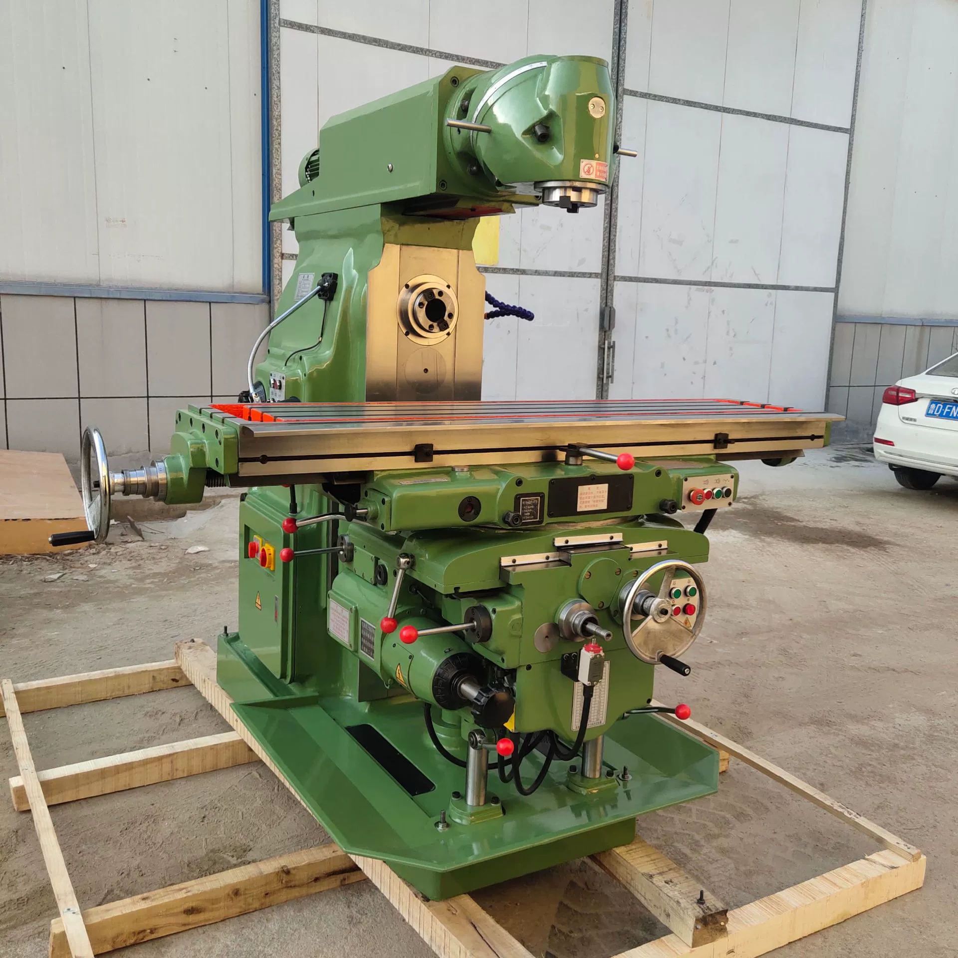 Сдвижной волочный фрезерный станок X6240 горизонтальный фрезерный станок Многоугловой фрезерный подъемный станок фрезерный станок