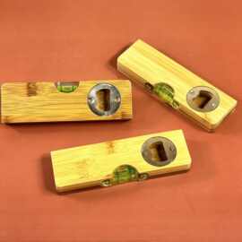 现货方形水平仪开瓶器简约木质开瓶器家用啤酒开瓶器酒起子冰箱贴