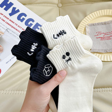 远润家女袜精品刺绣新款中筒春夏运动防臭吸汗百搭棉袜可爱卡通袜