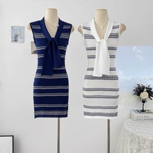 法式套头领巾撞色条纹针织无袖连衣裙女夏季新款修身显瘦包臀裙女