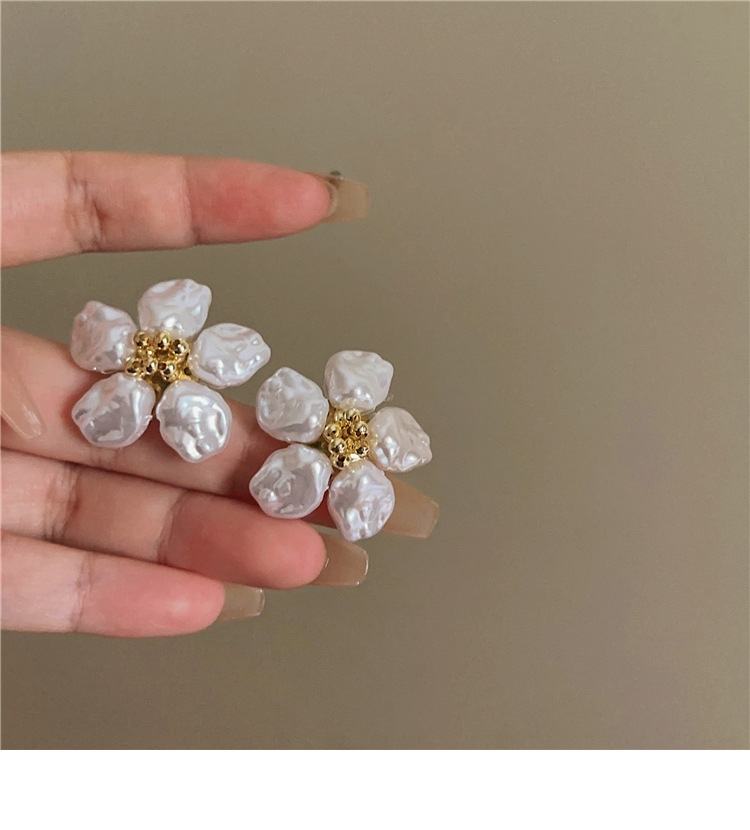 Women's Gender 1 Pair Elegant Glam Sweet Flower Imitation Pearl Ear Studs