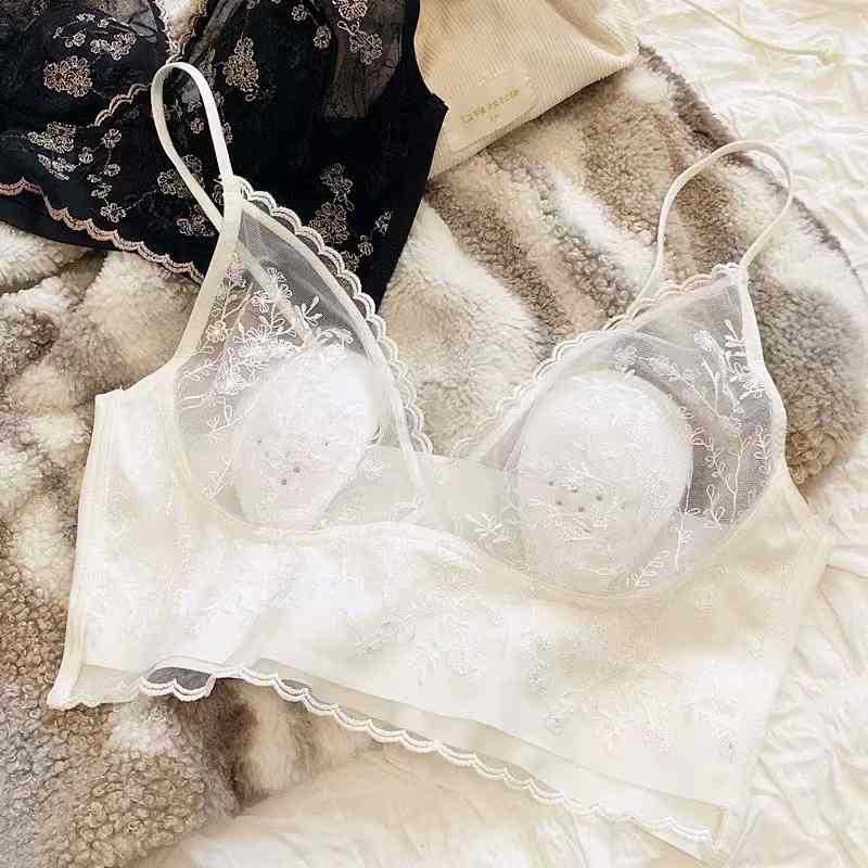 Venta directa de fábrica Comercio electrónico transfronterizo Sudeste de Asia Vietnam Tailandia Ladies Sin costuras Lace Conejo Ear Cup Recolección de sujetador lateral