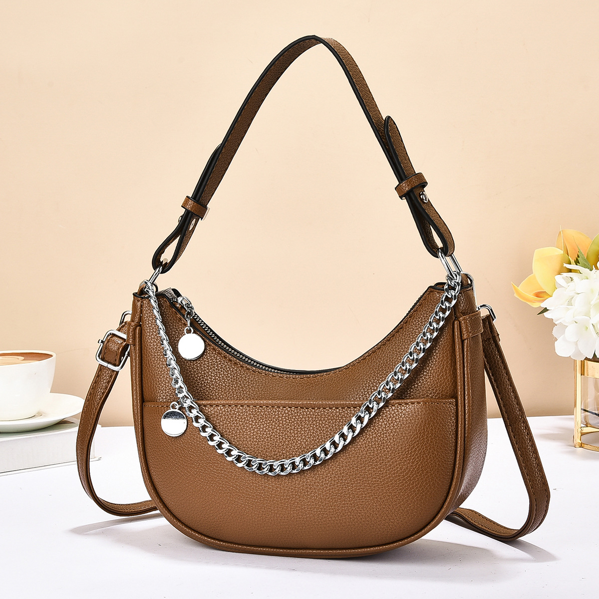 Bolso de hombro de bollo de verano 2025, nuevo bolso de mano, bolso de mujer ligero, bolso de hombro casual, bolso de hombro transfronterizo bgas