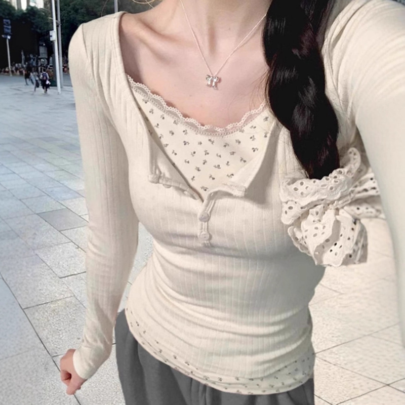 Fake Two-Piece Lace-Trimmed Base Shirt, Spring and Autumn Long-Sleeve T-Shirt for Women, Regular Shoulder Button-Down Short Top Fake Two-Piece Lace-Trimmed Base Shirt, Spring and Autumn Long-Sleeve T-Shirt for Women, Regular Shoulder Button-Down Short Top
