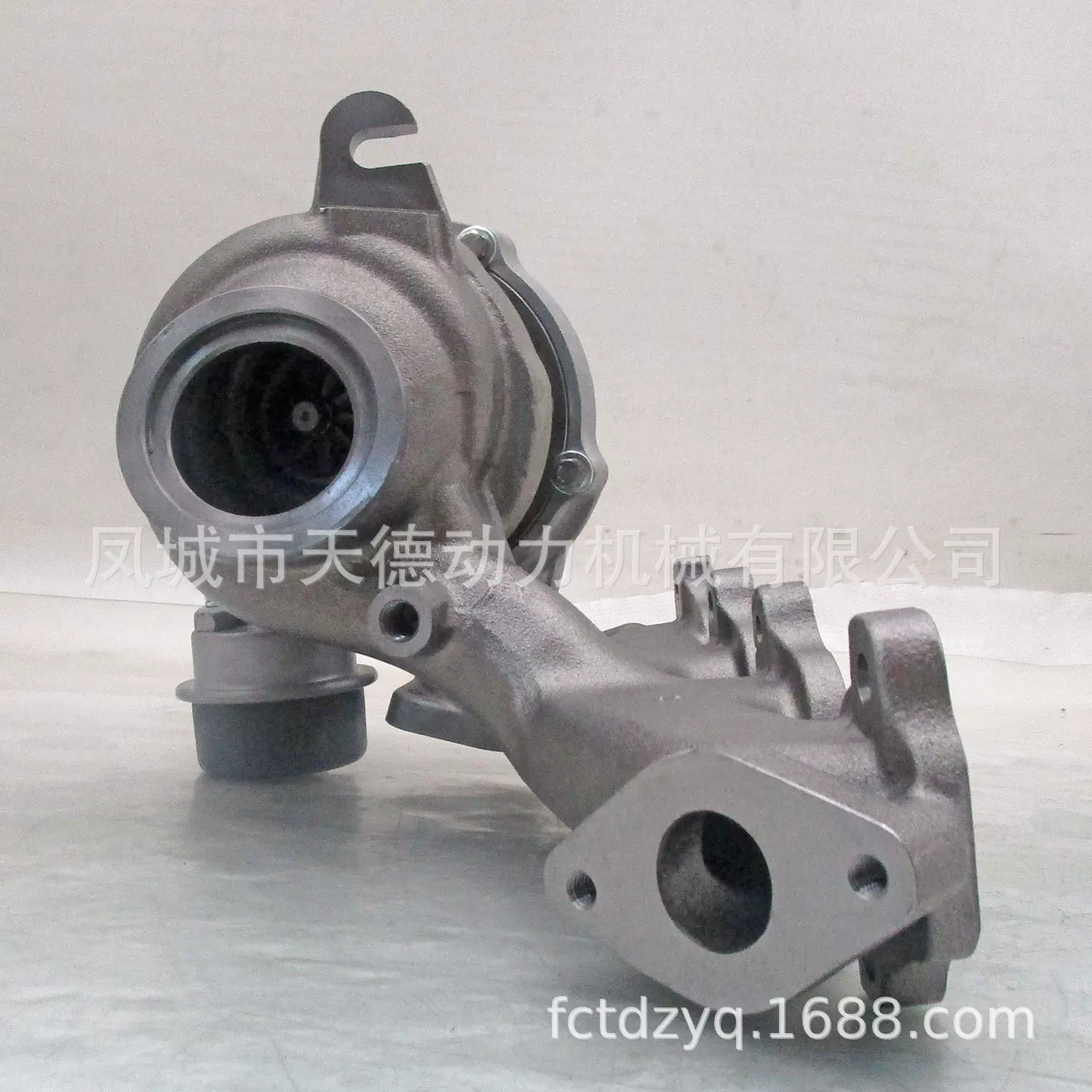 涡轮增压器 K03 53039880417