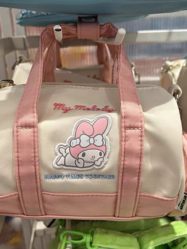 新しい Yuantong ハンドバッグかわいい漫画枕バッグイチゴレッサーパンダメッセンジャーバッグポータブル子供のショルダーバッグ|undefined