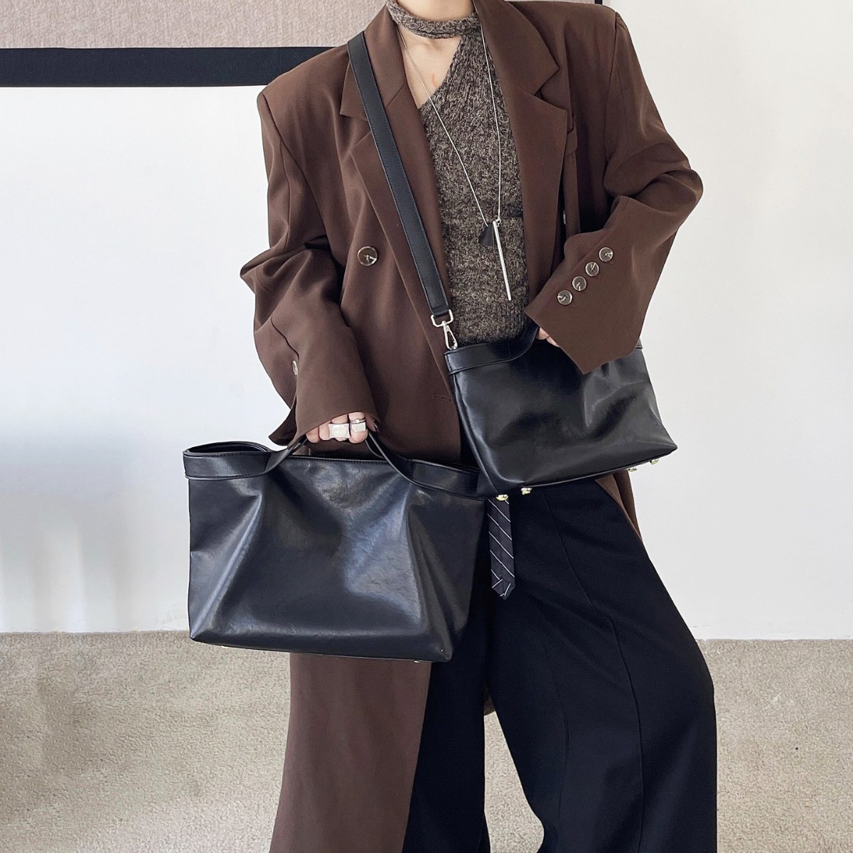 Minimalist Soft Leather Tote Bag For Women 2025 New Large Capacity Commuter Handbag Casual Crossbody Bag - Thumbnail 4