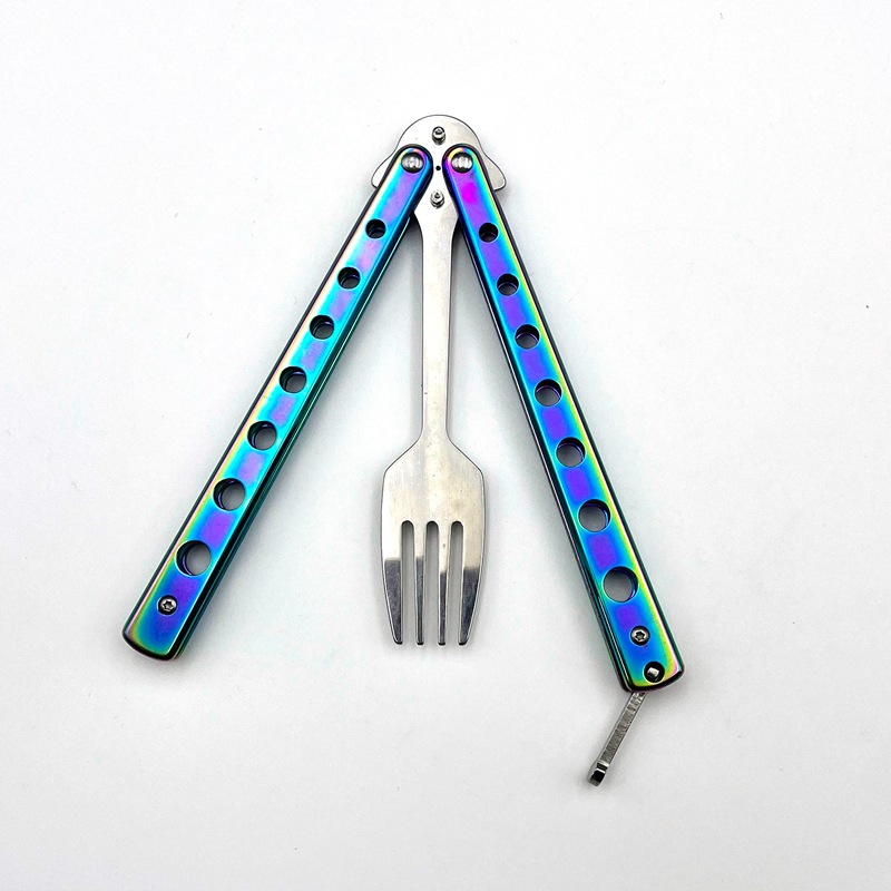 Yangjiang Outdoor Pieghevole Forchetta Cucchiaio Campeggio Portatile Stoviglie CSGO Coltello a Farfalla Fancy Hand Practice_voghion.com