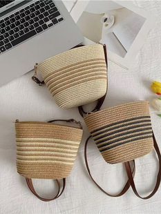 Fashionable straw shoulder bag, autumn beach brand one-shoulder bag, basket