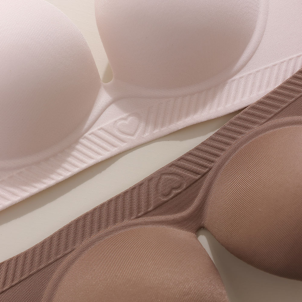 Venta directa de fábrica comercio electrónico transfronterizo Sudeste de Asia Vietnam Tailandia damas sin costuras sujetador de recogida lateral cómodo