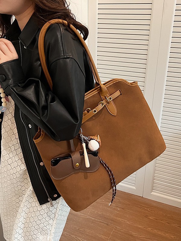 Bolsa de viaje de peluche esmerilada 2025 nuevo retro transfronterizo de gran capacidad de viaje de hombro bolsa