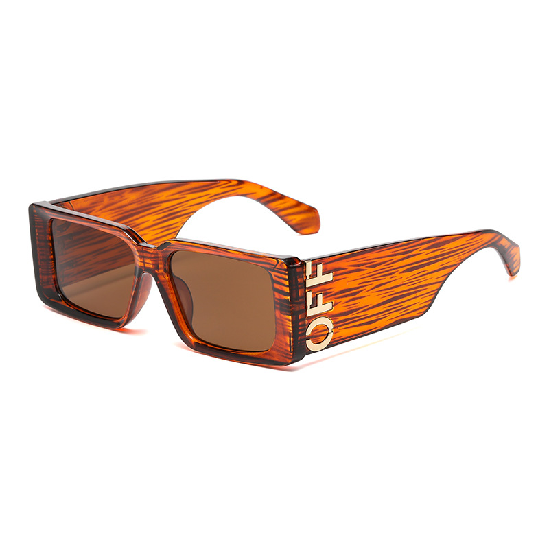 C03 brown stripe