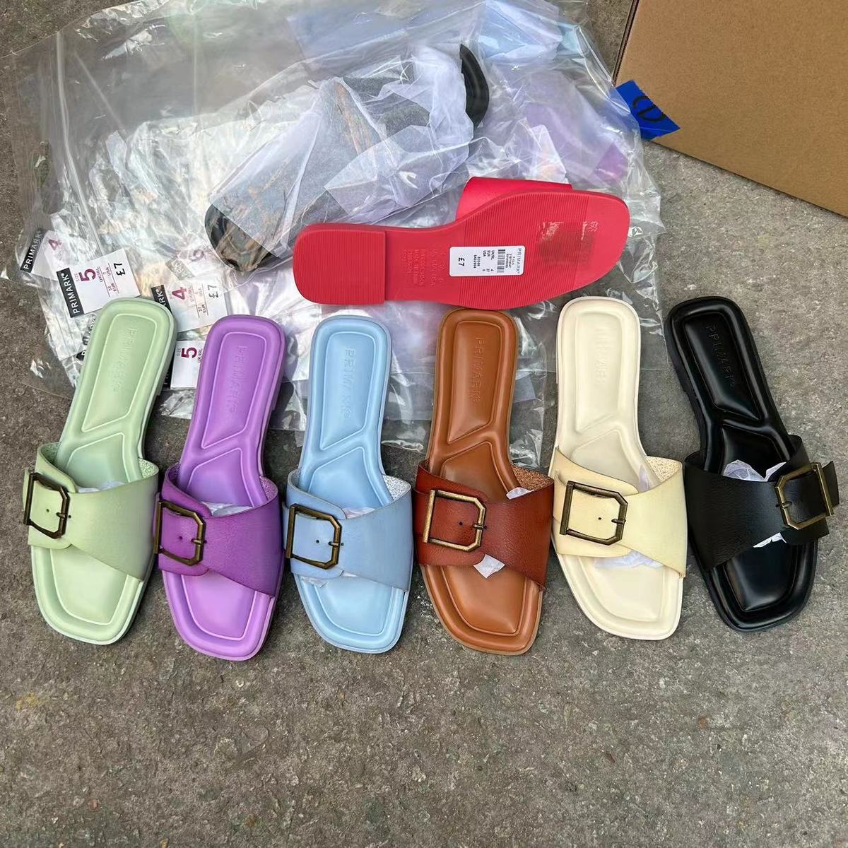 外贸单新品平底牛筋底时尚搭扣女拖鞋