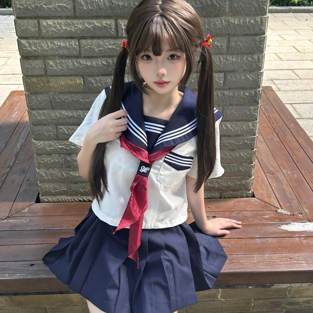Preppy style graduation gown/sailor suit basic white three-piece short-sleeved top layered with a navy pleated skirt class uniform slimming set