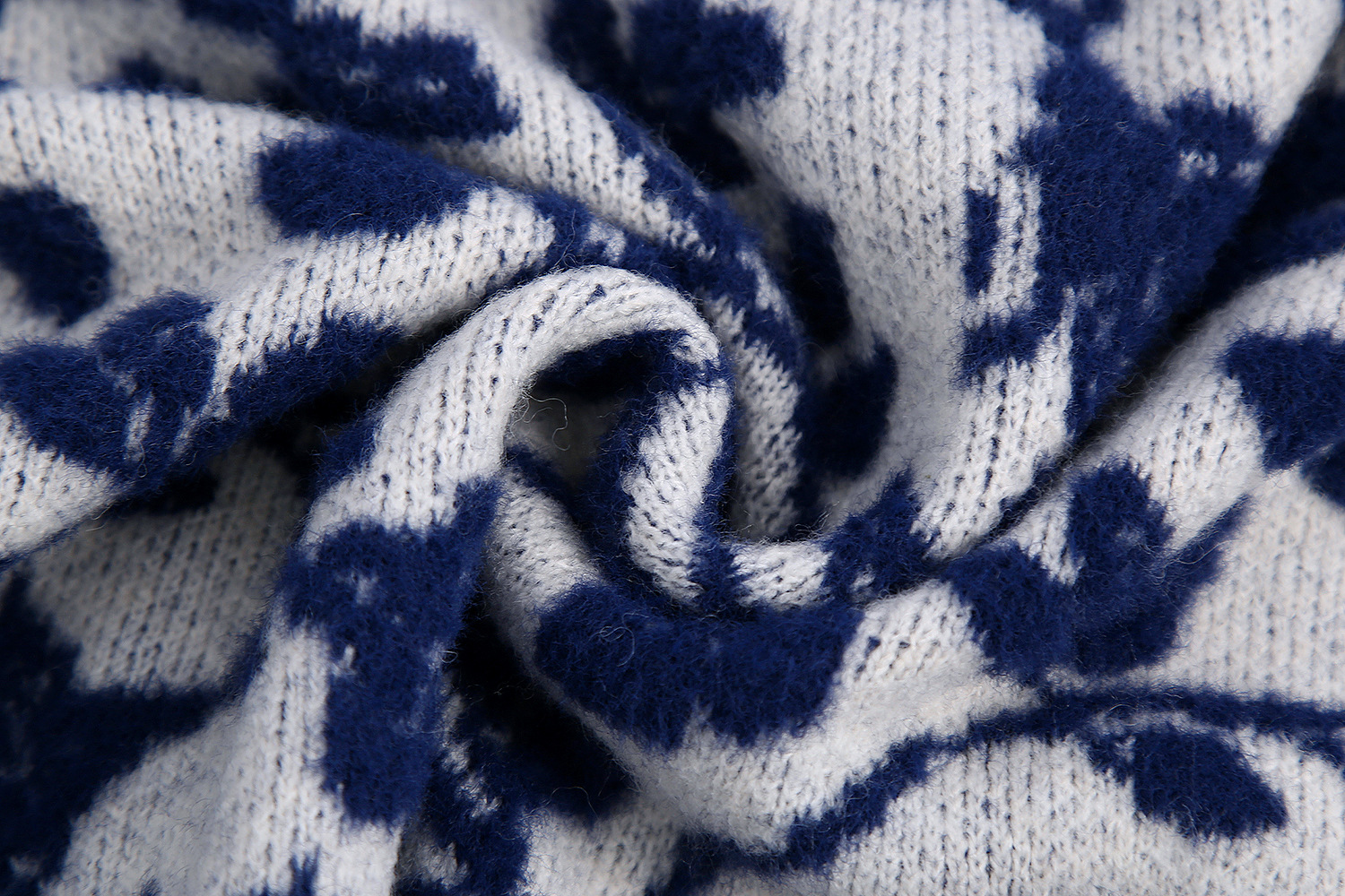Floral Jacquard Knitted Sweater 13