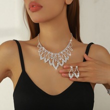 新娘饰品项链批发新娘爪链水钻婚礼套装花卉镂空镀银项链耳环2件