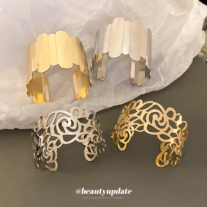 Pulsera abierta de metal geométrico patrón pulsera de diseño simple europea y americana, sentido de alta calidad, personalidad, joyería exagerada al por mayor