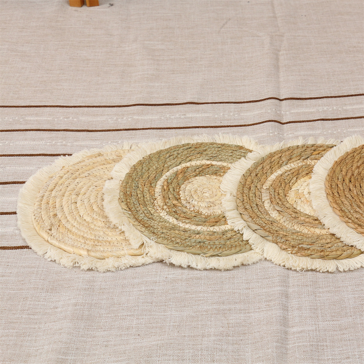 Alfombrilla de aislamiento térmico de estilo japonés Alfombrilla de mesa Alfombrilla de tazón resistente al calor Alfombrilla de plato tejida de paja Alfombrilla de olla Alfombrilla de comedor resistente al calor Posavasos caseros tejidos