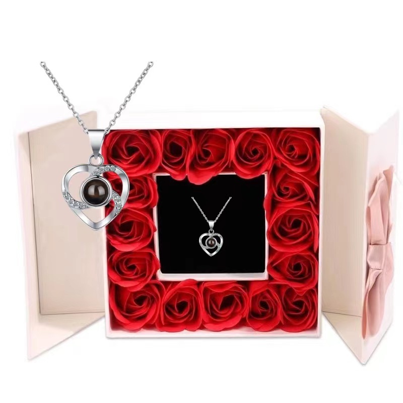 Love Platinum+16 Rose Gift Box