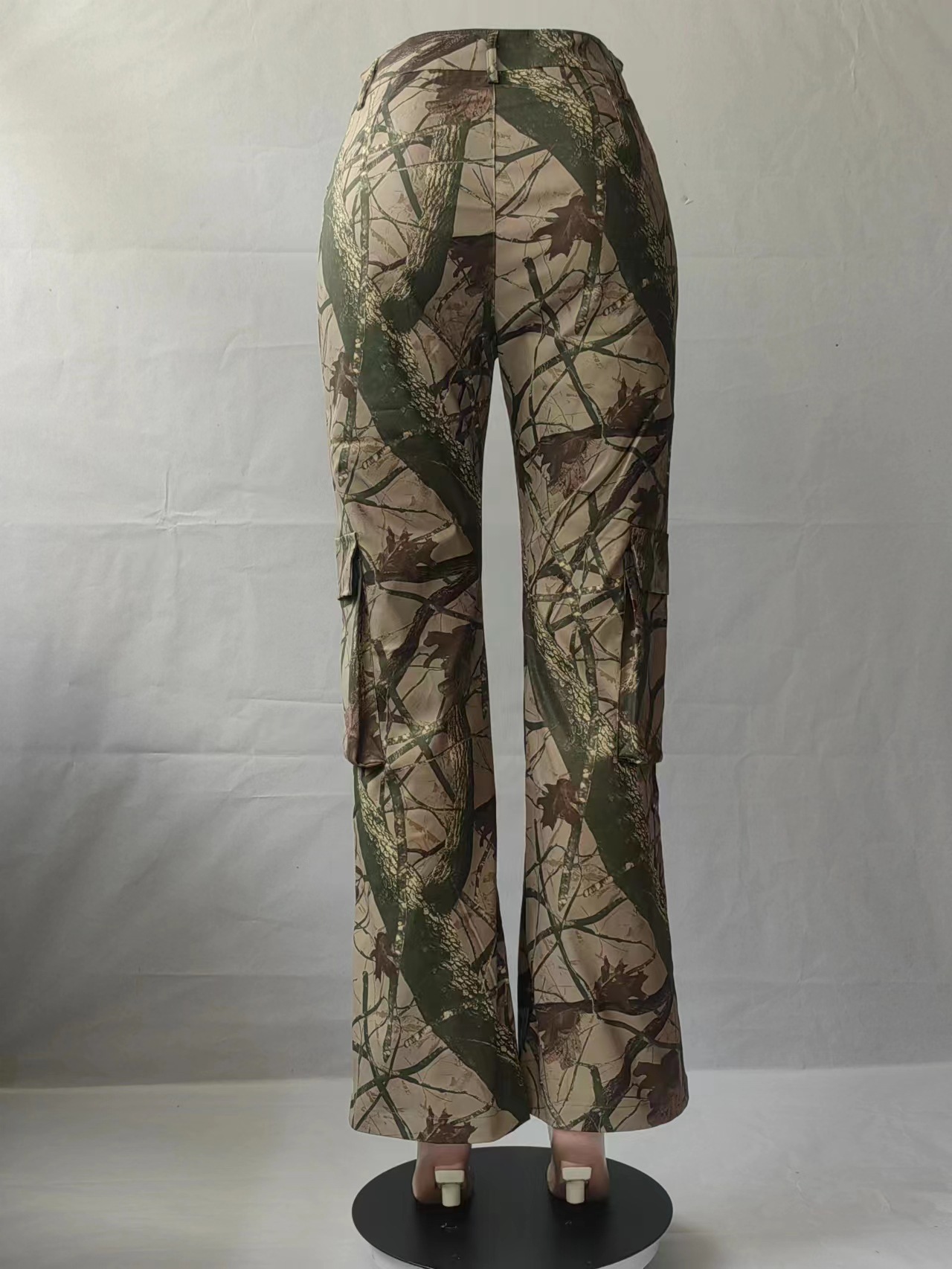 Vêtements pour femmes 2024 nouveau pantalon camouflage sexy ample décontracté à poches zippées_voghion.com