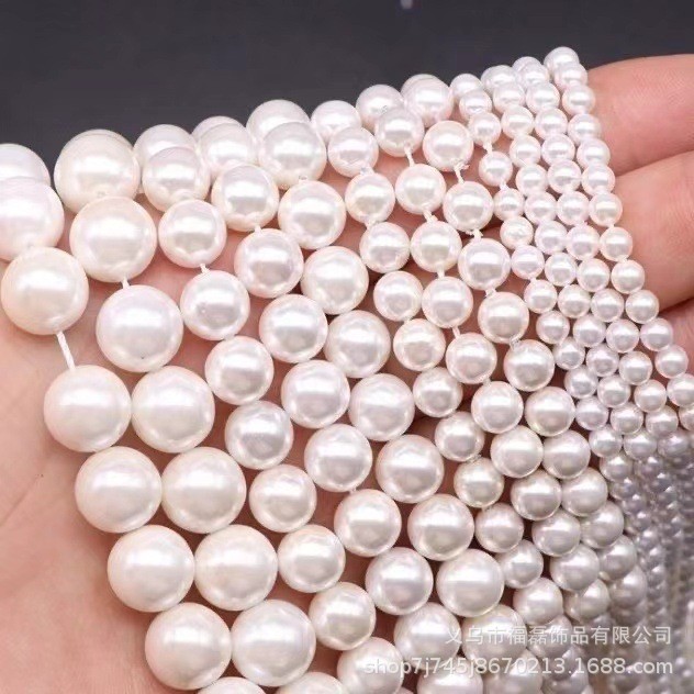 天然深海で皮をむかない貝玉は真珠に匹敵します。