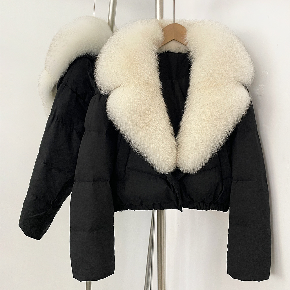 Elegant Short Down Jacket With Fox Fur Trim – Slim-Fit Winter Coat For Women, Detachable Hood & High-End Styling (Black/Brown Options, S/M Sizes)_voghion.com