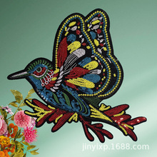 ��Ƭ�٠C�������N�羳������ɫ���B�̽��a���N���b�������