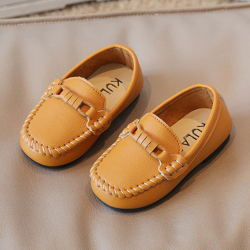 English-style children's leather shoes with soft soles, one-step-on shoes for boys, new spring bean bean shoes for babies, children's shoes fashion