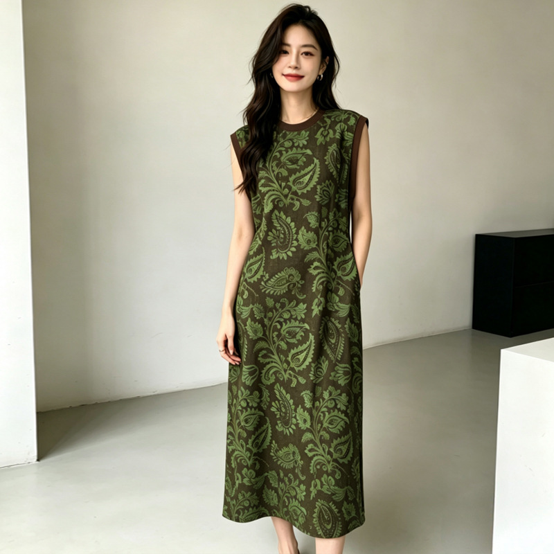 Cotton Silk Floral Dress for Women, New Summer Style, Thin and Elegant, Loose Fit, Slimming, Slit, Sleeveless Long Dress Cotton Silk Floral Dress for Women, New Summer Style, Thin and Elegant, Loose Fit, Slimming, Slit, Sleeveless Long Dress