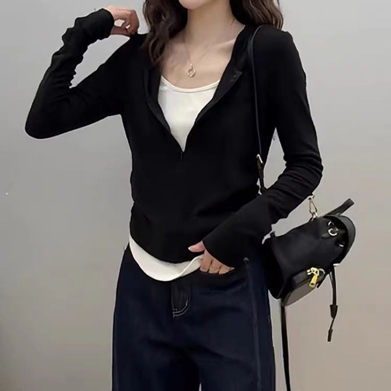 时尚撞色假两件长袖打底T恤女2025新款秋显瘦设计感短款内搭上衣|undefined
