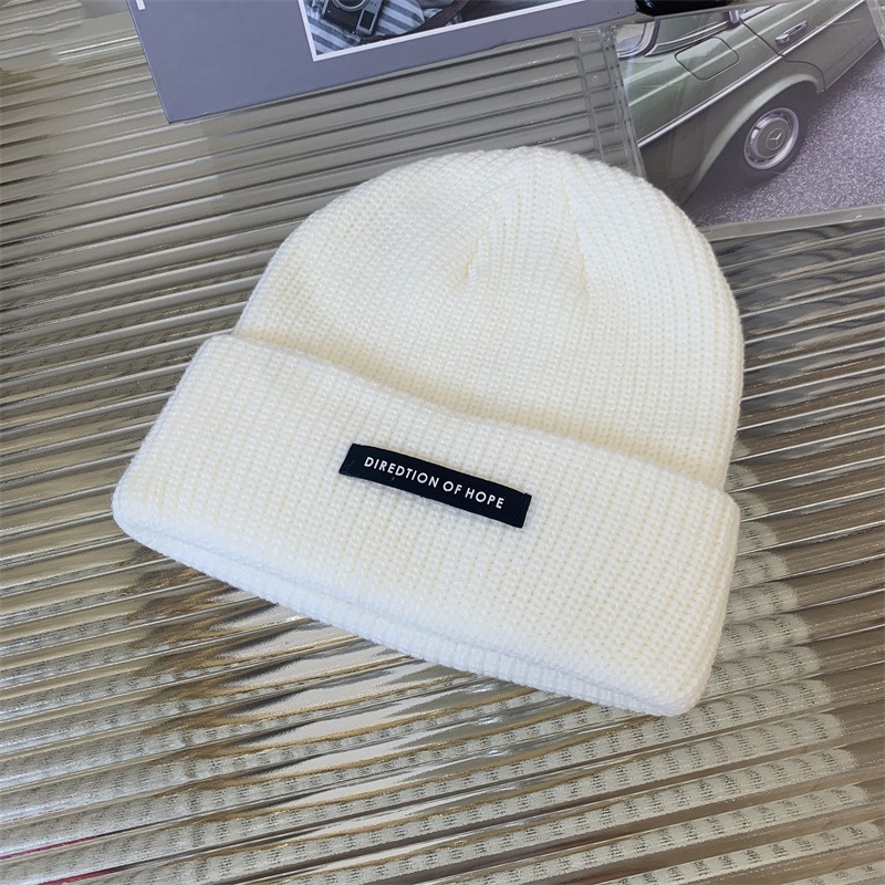 Letter knitted hat-white / One size fits all (54-60cm)