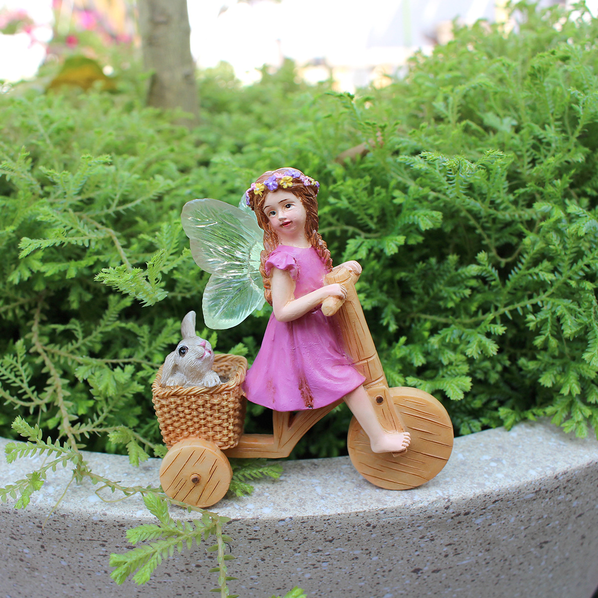 Outdoor resin simulation girl bicycle decoration Villa Park Garden Garden garden decoration cycling fairy sculpture decoration