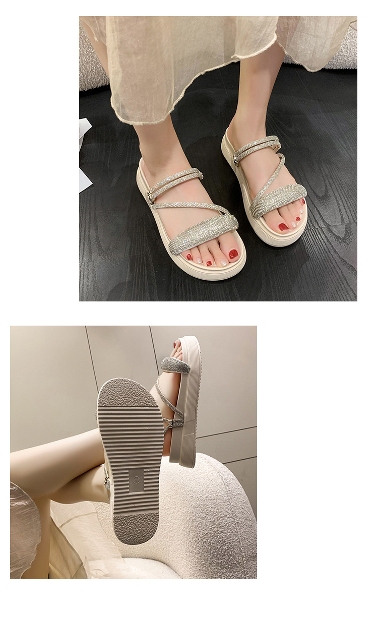 Women's Casual Vacation Solid Color Round Toe Platform Sandals display picture 2