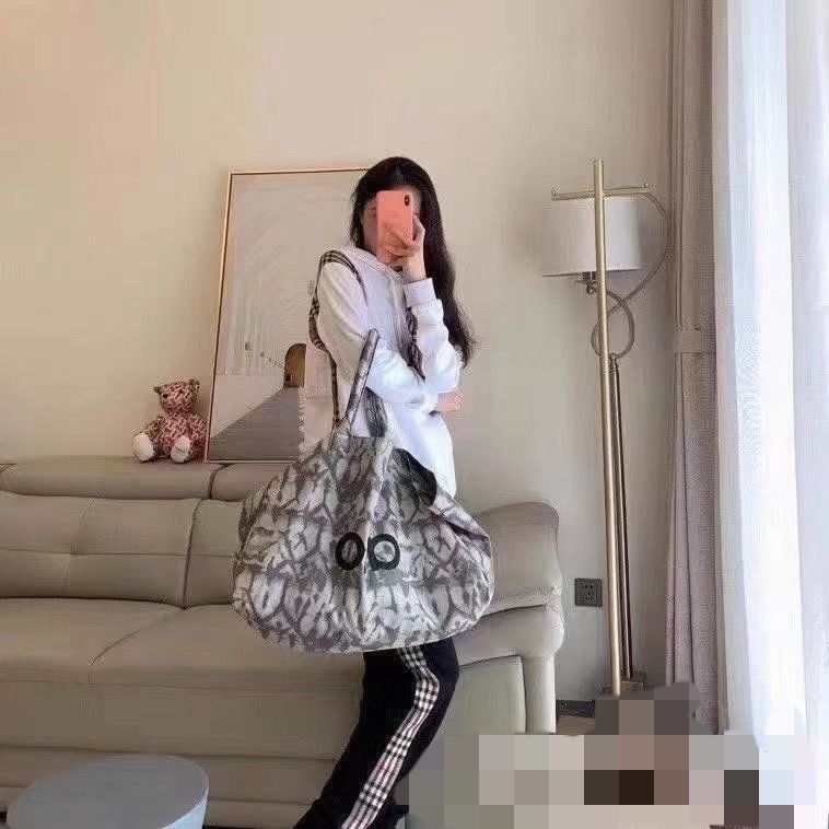 キャンバスバッグレディースハイエンドヨガスポーツフィットネスバッグ大容量トートバッグニッチ通勤ショルダーハンドバッグ