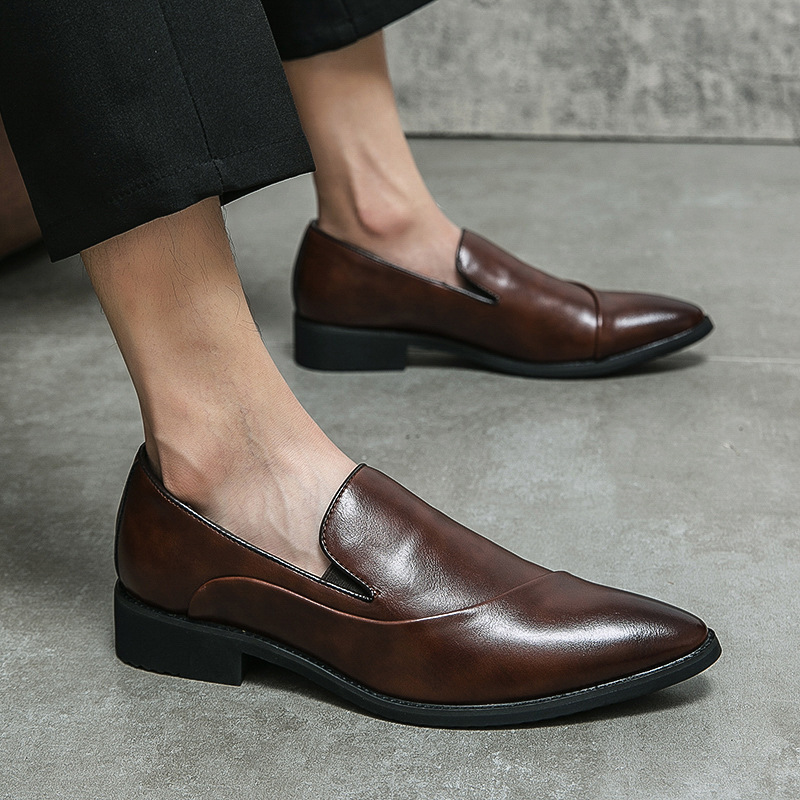 Comercio exterior tamaño 4748 zapatos de hombre cuatro estaciones británicos punta zapatos de cuero casuales de negocios de un pie zapatos de cuero