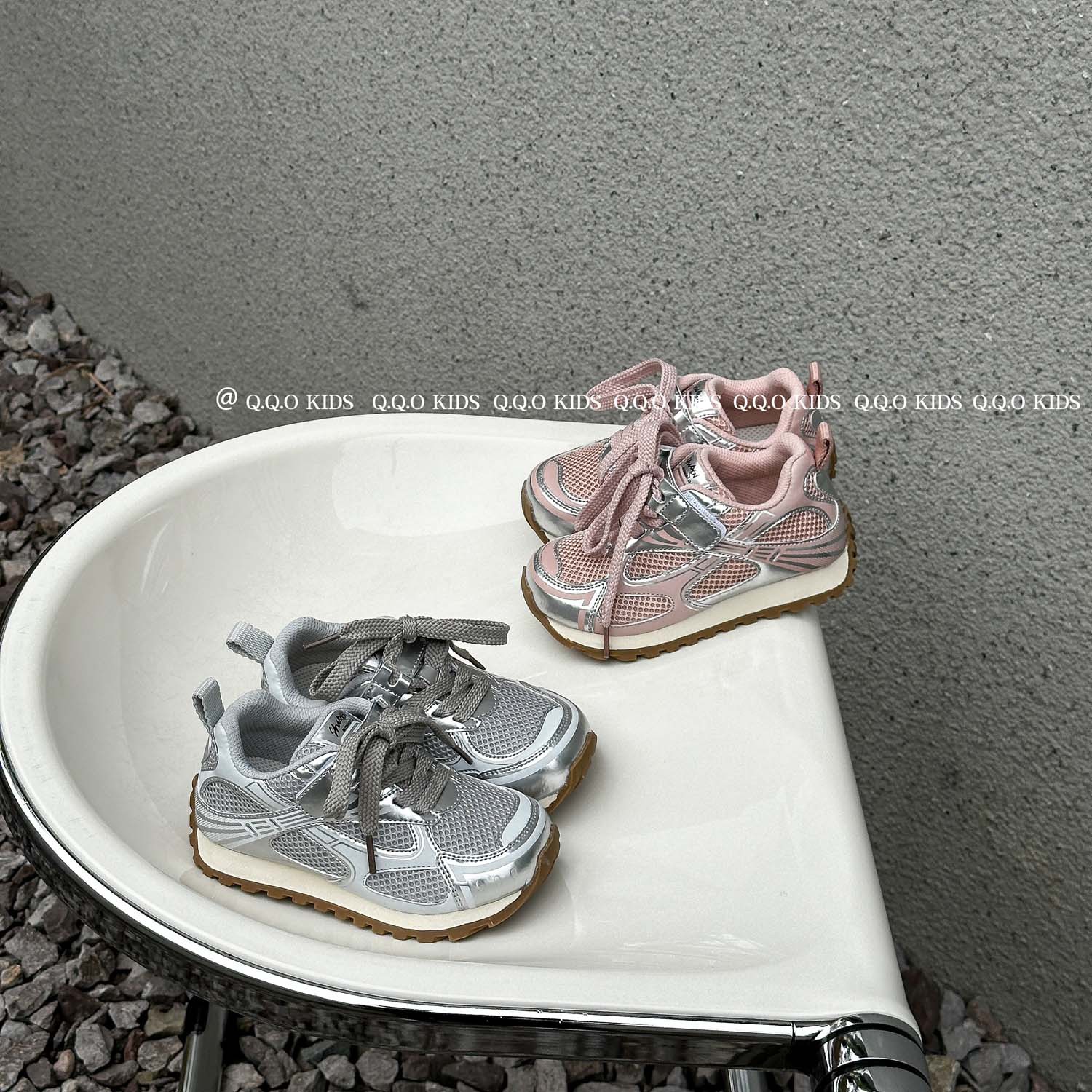 新款儿童男女网面运动鞋