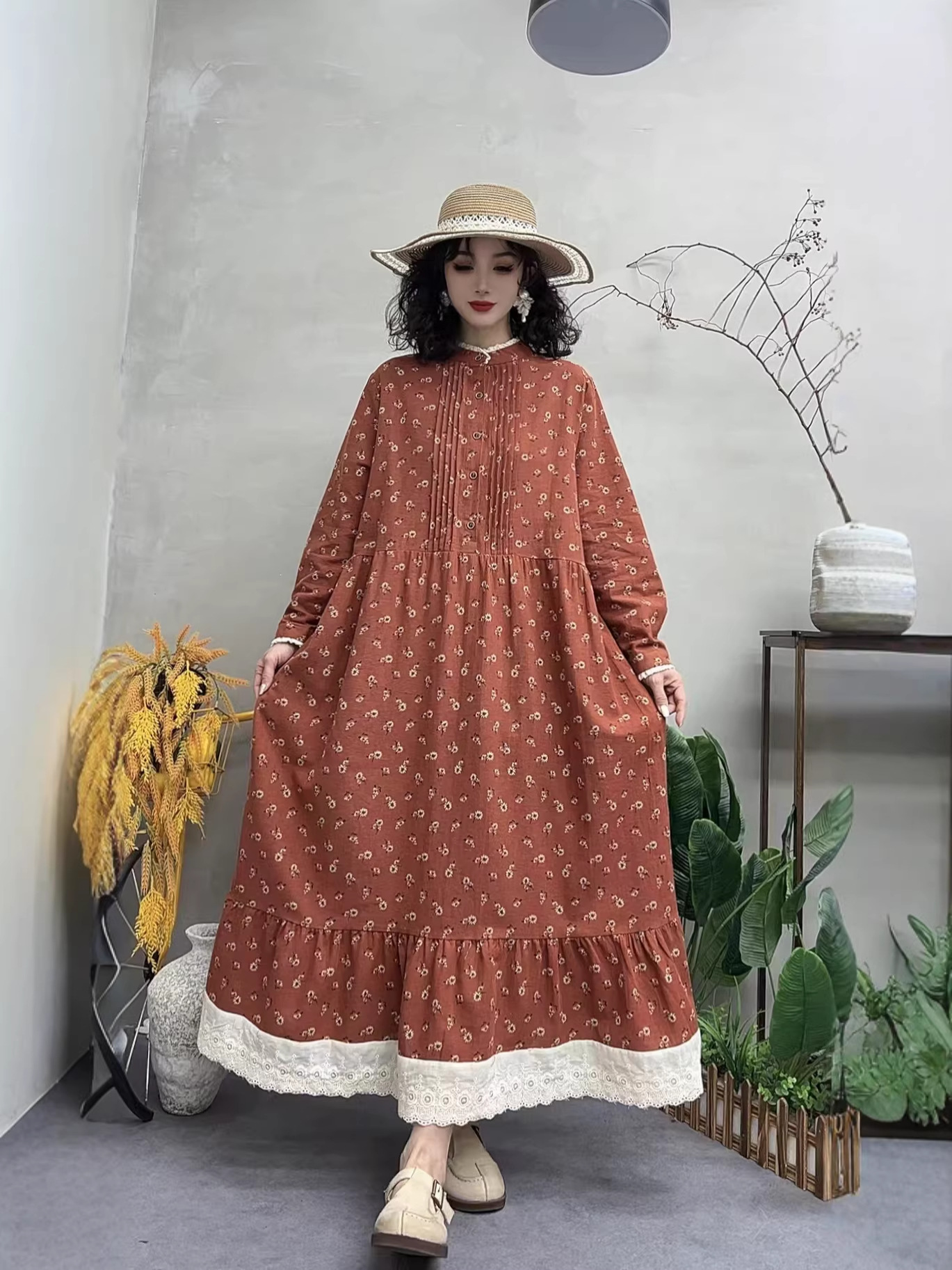 Autumn retro dress