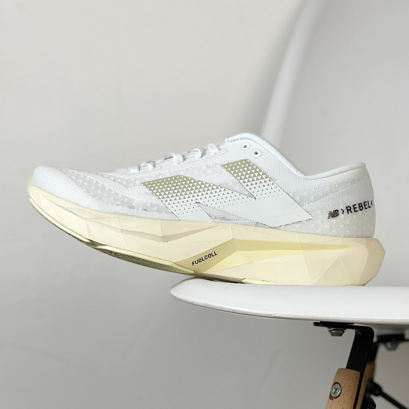 Putian Shoes Pure Original Non-Slip Marathon Racing Carbon Plate Running Shoes Comfortable Casual Sports Shoes Factory Wholesale