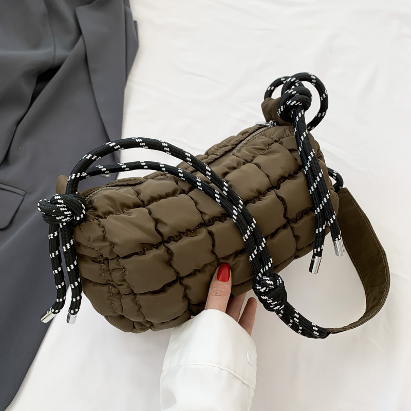 Hilo bordado rómbico bolsa de nube bolsa de abrigo de algodón personalidad de las mujeres bolso de hombro plisado estilo coreano bolsa de burbuja bolsa de mensajero bolso de mujer de cercanías