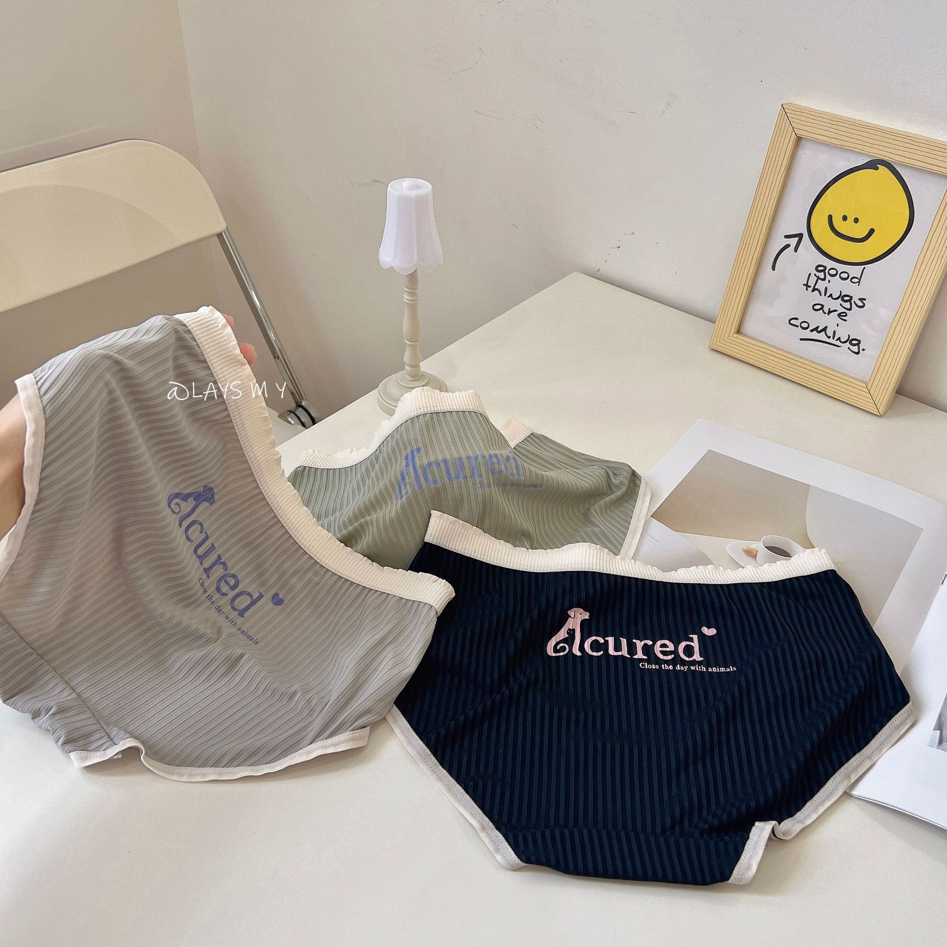 Honey grapefruit tea Japanese threaded ice silk underwear women's printed soft and comfortable pure cotton women's mid-waist briefs