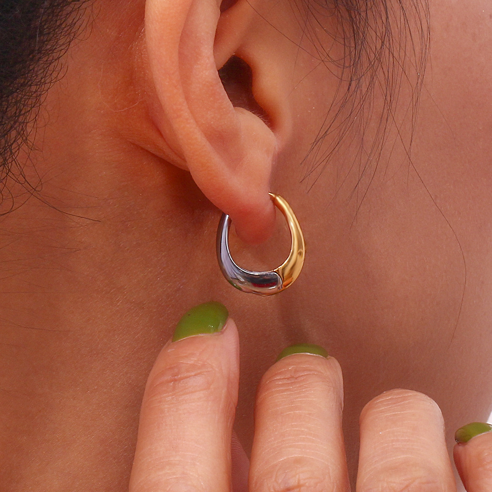 Mini Pear Shape Earrings 9