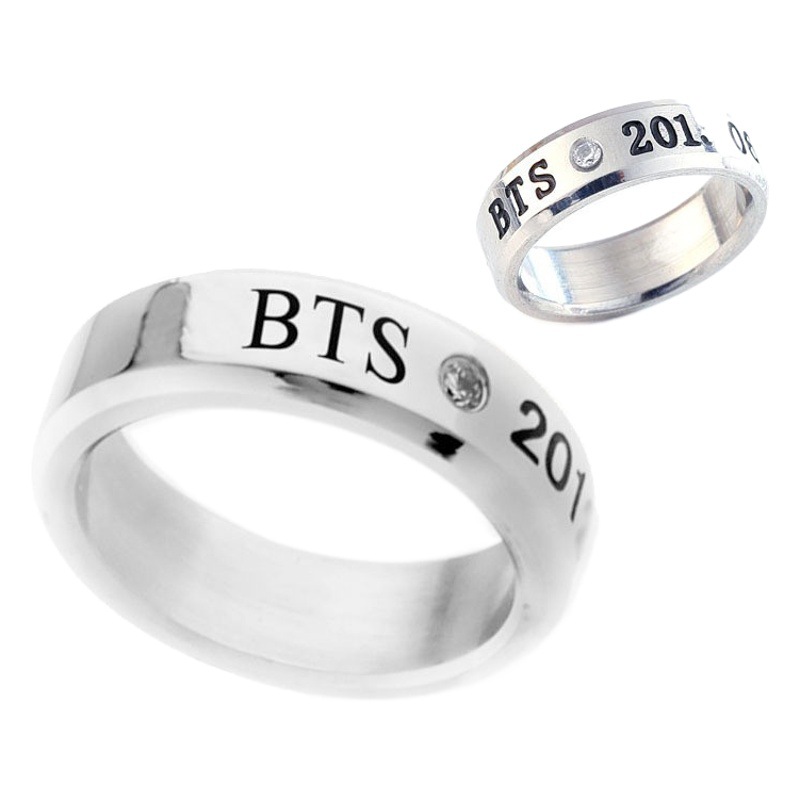 Venta caliente europea y americana anillo de acero inoxidable BTS periférico no-desvanecimiento nicho diseño anillo de plata anillo de joyería de acero de titanio