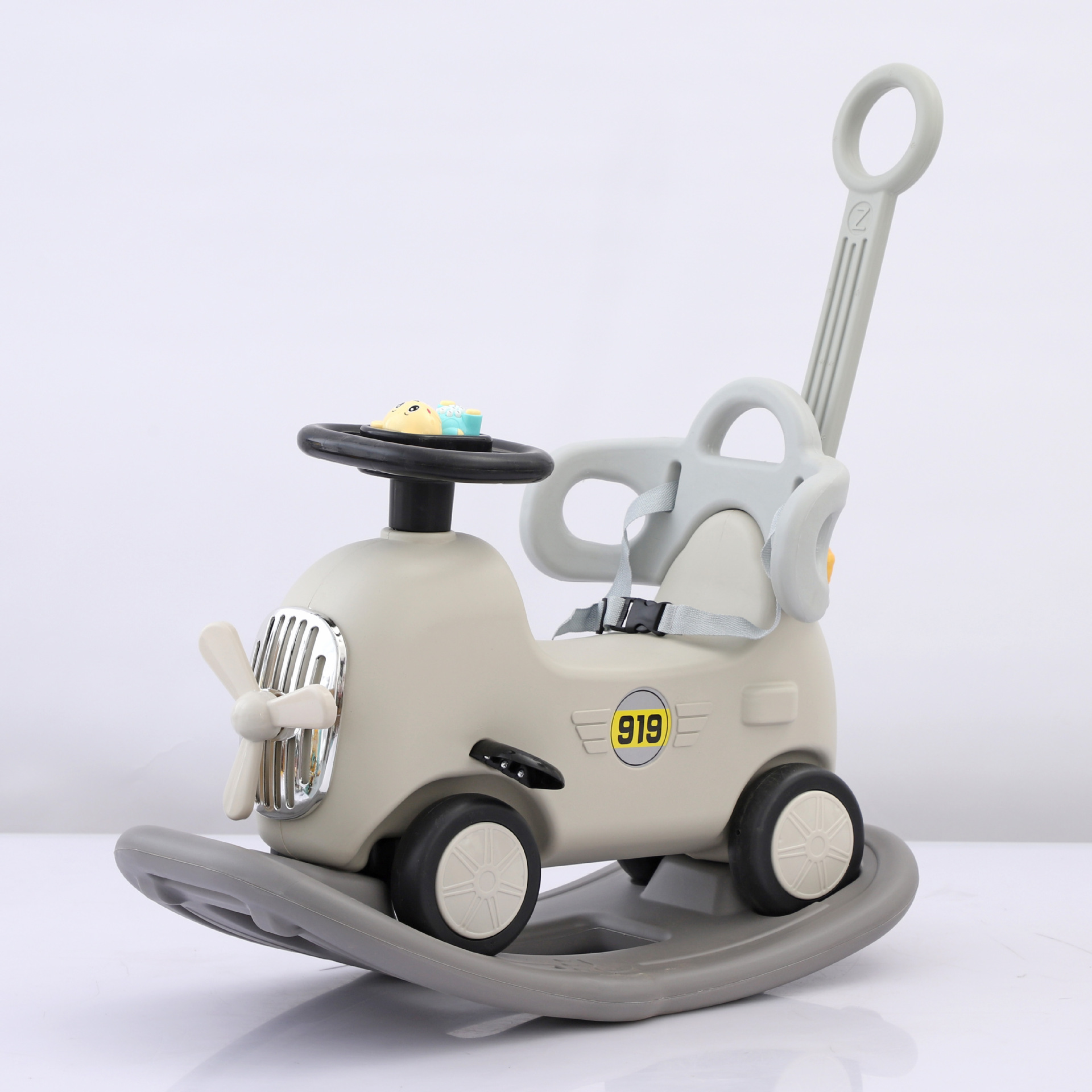 Caballo mecedora de los niños de la manera 1-2 años de edad juguete del bebé del regalo engrosada de plástico con música bebé Trojan caballo mecedora