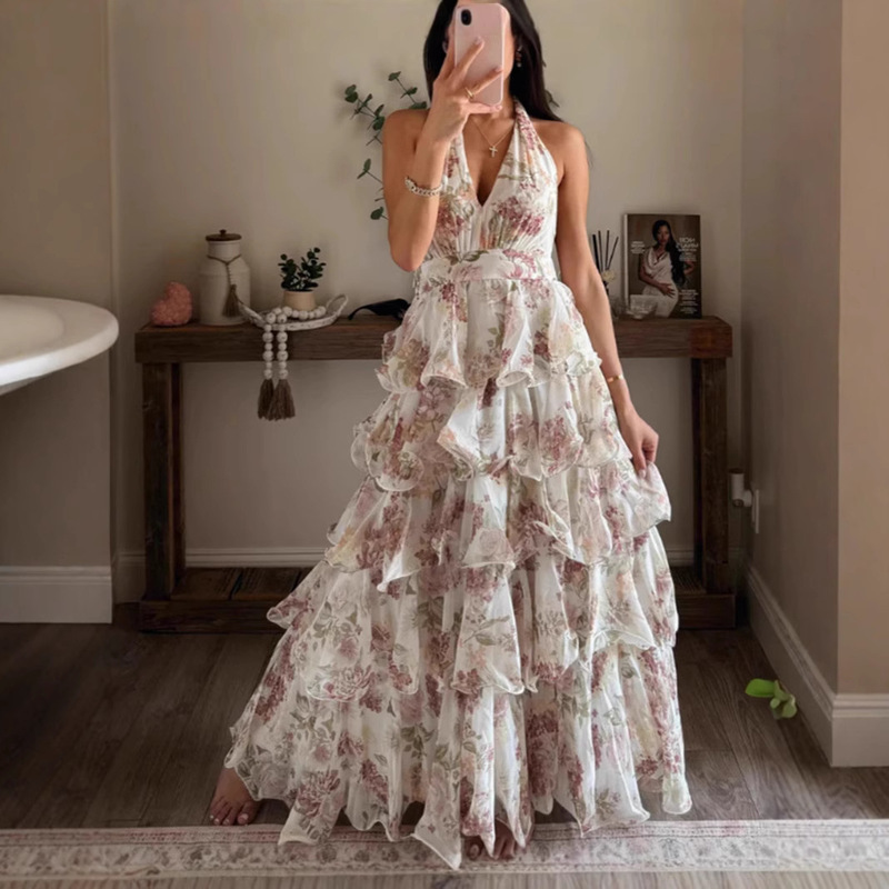 2026 Spring New Style Foreign Trade European and American Women's Fashion Dress, Fashionable and Sexy V-Neck Strap Multi-Layer Printed Dress