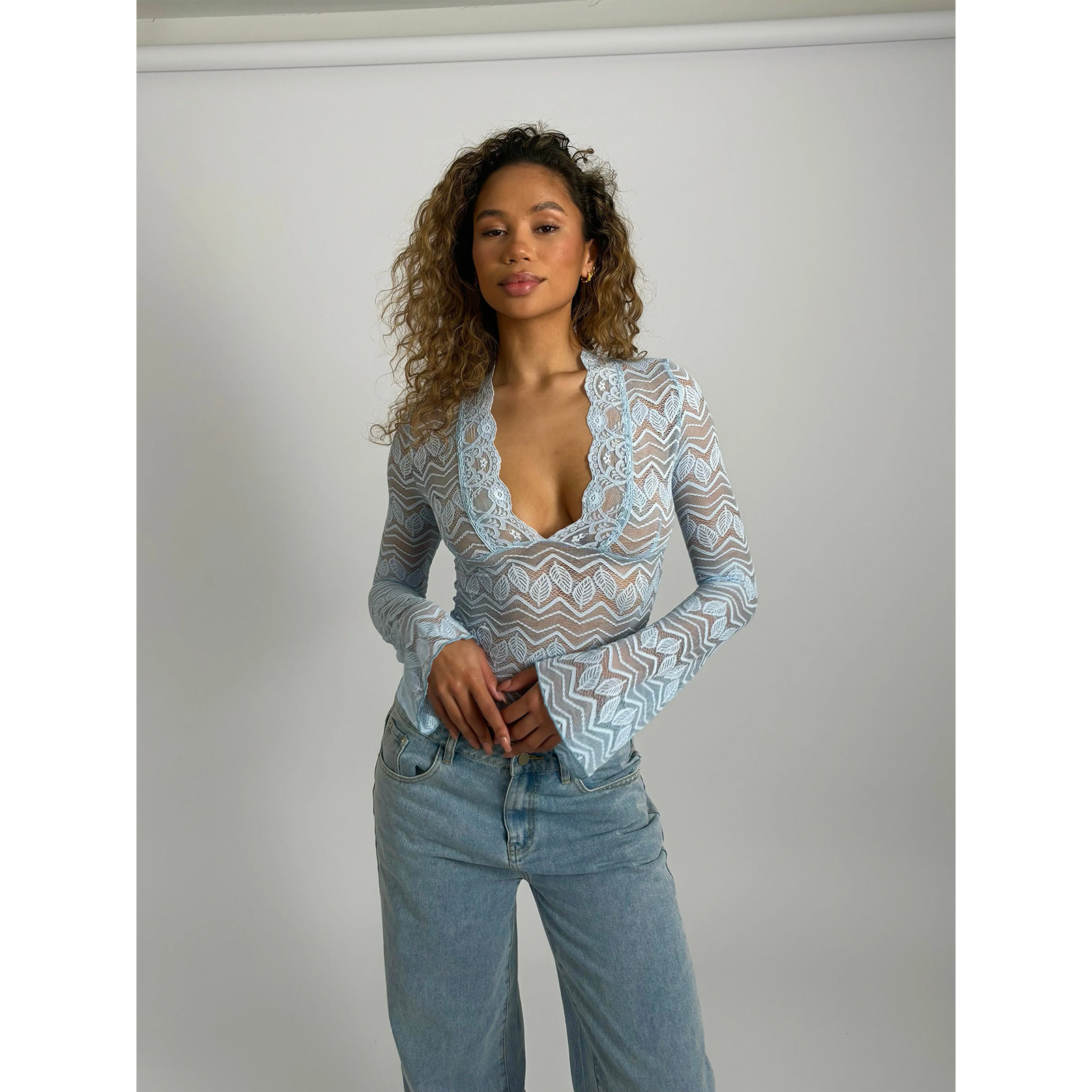 6772 蓝色树叶模特图 5.jpg