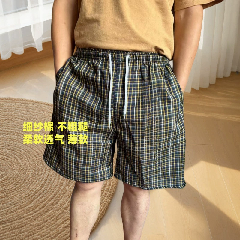 Летние хлопковые шорты в клетку для мужчин, домашние спортивные шорты в полоску, свободные пляжные шорты для фитнеса, одежда для сна для мужчин среднего и старшего возраста.