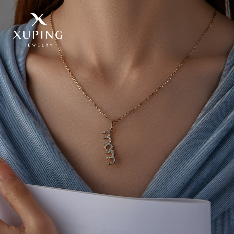 Collar con colgante de letra en aleación electrochapada en color oro de 14k, con piedra artificial, regalo para el Día de la Madre, de Xuping.